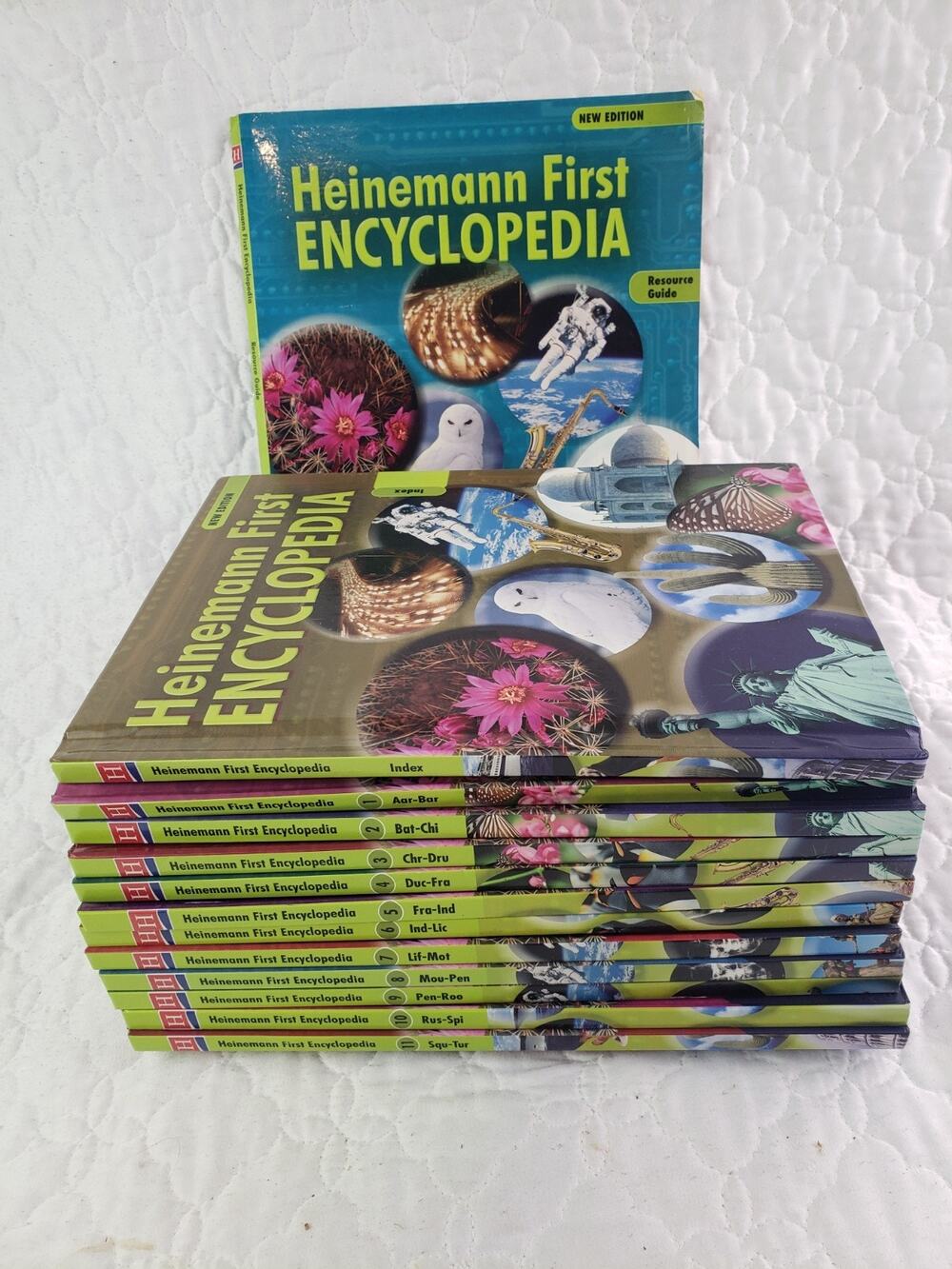 Heinemann First Encyclopedia Complete 12 Volume Set with Index / Resource Gide